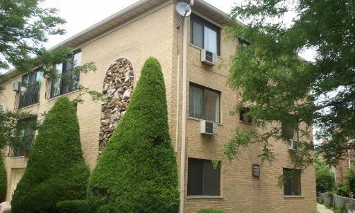 5500 W Higgins Ave. #2E, Chicago, IL 60630