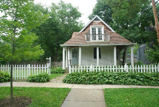 400 8th St., Wilmette, IL 60091