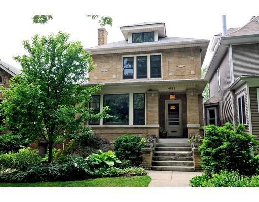 4512 N Richmond St., Chicago, IL 60625