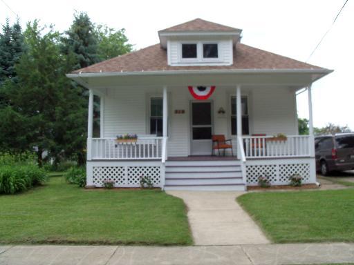 519 Fremont St., Woodstock, IL 60098