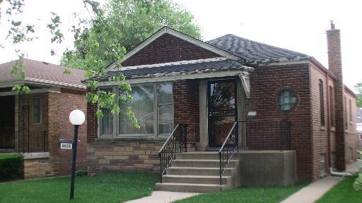 8828 S Oglesby Ave., Chicago, IL 60617