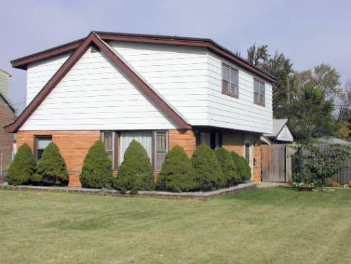 3700 W 116th St., Alsip, IL 60803