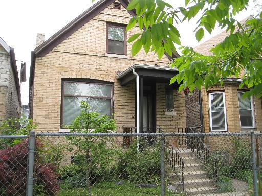 3414 W Pierce Ave., Chicago, IL 60651