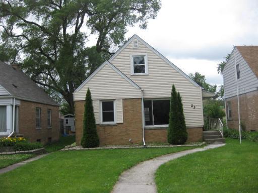 23 166th St., Calumet City, IL 60409