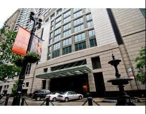 130 N Garland Ct. #1701, Chicago, IL 60602