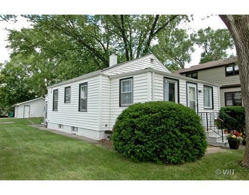 428 Foster Rd., Wauconda, IL 60084