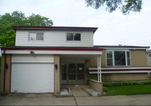 9847 N Huber Ln., Niles, IL 60714