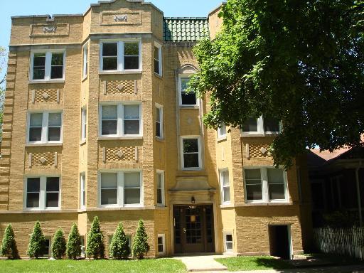6512 N Richmond St. #3E, Chicago, IL 60645