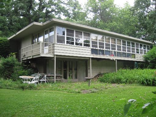 24080 First St., Sycamore, IL 60178