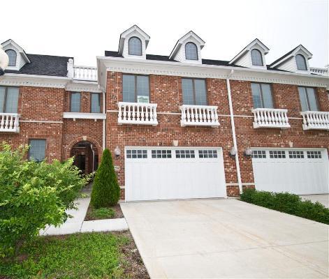 259 Arbor Glen Blvd., Schaumburg, IL 60195