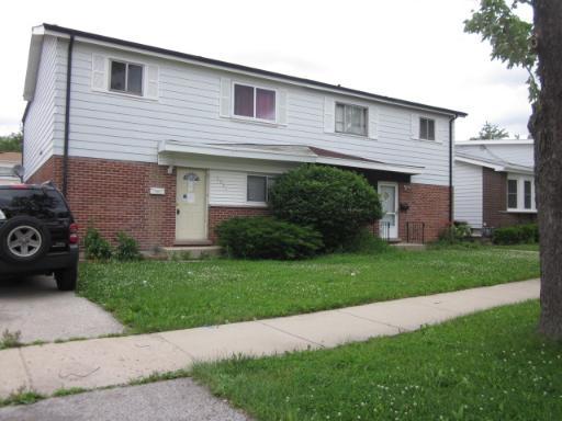 9054 Hollyberry Ave., Des Plaines, IL 60016