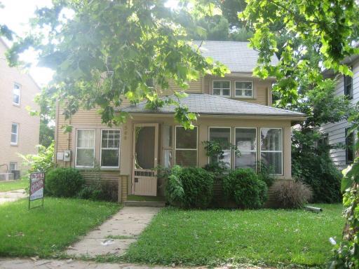 308 Blackhawk St., Aurora, IL 60506