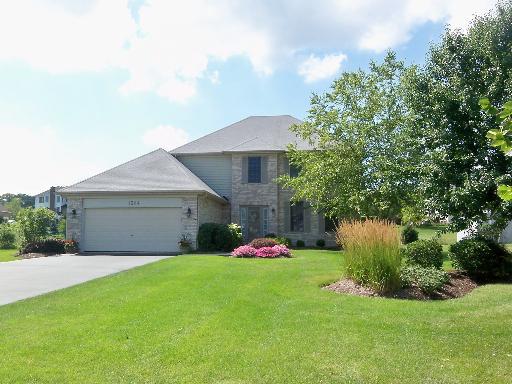 1304 Hunters Ridge East, Hoffman Estates, IL 60192
