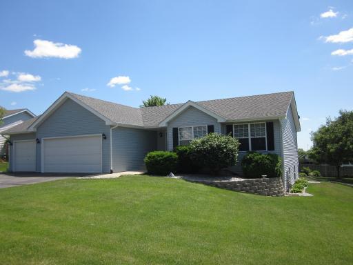 5221 Summer Hawk Rd., Machesney Park, IL 61115