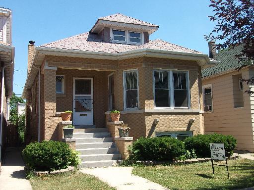 5530 W Melrose St., Chicago, IL 60641