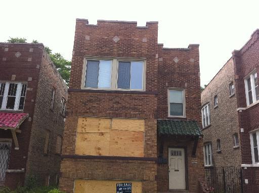 1040 N Waller Ave., Chicago, IL 60651