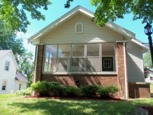 2010 12th Ave., Rockford, IL 61104