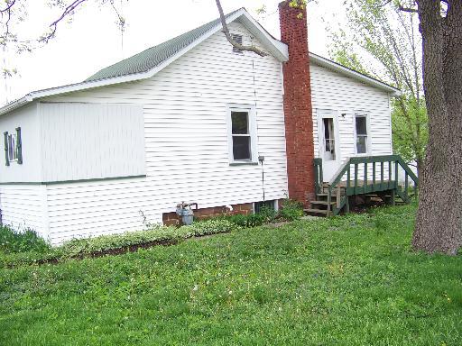 416 Clark St., Paw Paw, IL 61353