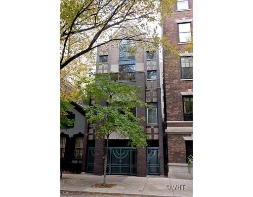 1239 N State Pkwy. #3, Chicago, IL 60610