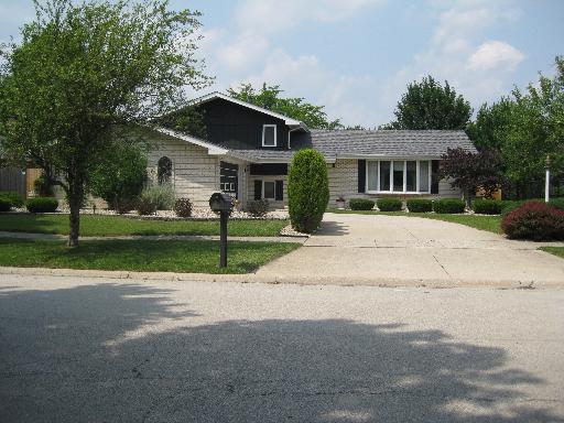 11844 Oregon Tr., Orland Park, IL 60467