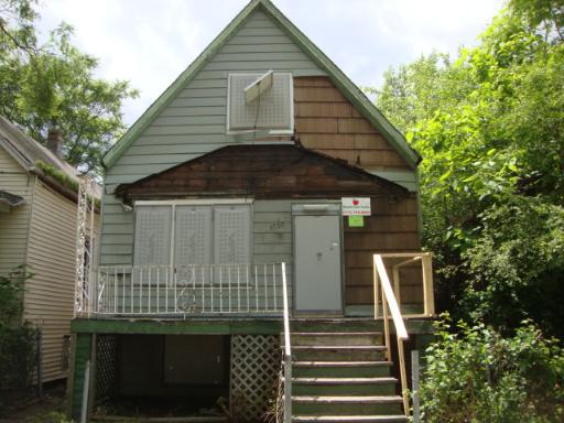 5730 S Hoyne Ave., Chicago, IL 60636