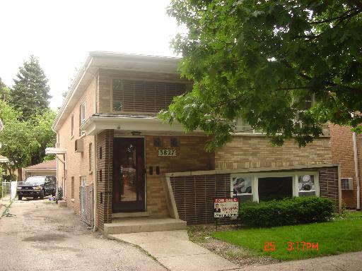 3827 S Scoville Ave., Berwyn, IL 60402