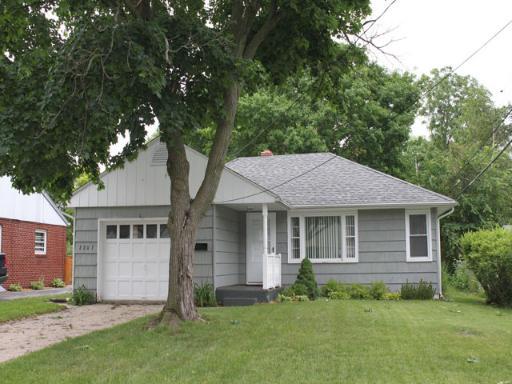 2207 N Winnebago St., Rockford, IL 61103