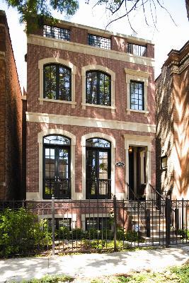 3838 N Lakewood Ave., Chicago, IL 60613