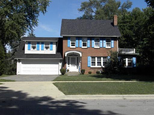 236 S Gladstone Ave., Aurora, IL 60506