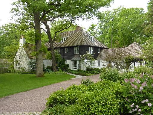 710 Walden Rd., Winnetka, IL 60093
