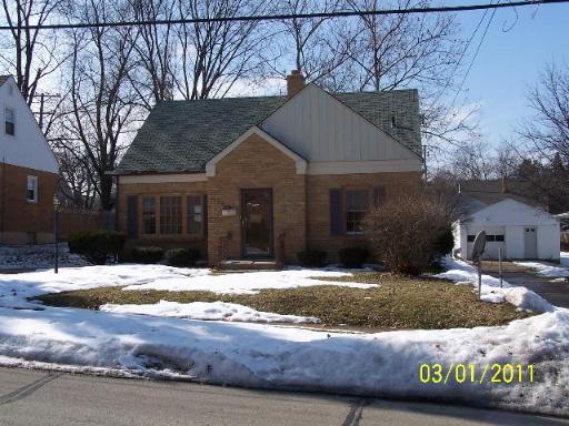 919 21st St., Rockford, IL 61108
