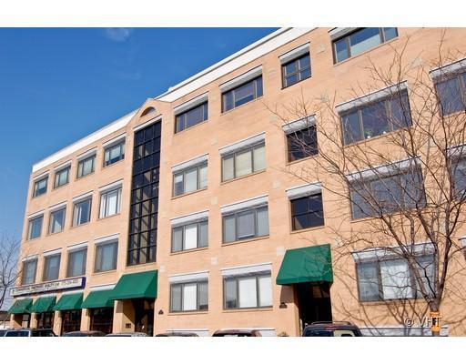 4751 N Artesian Ave. #309, Chicago, IL 60625