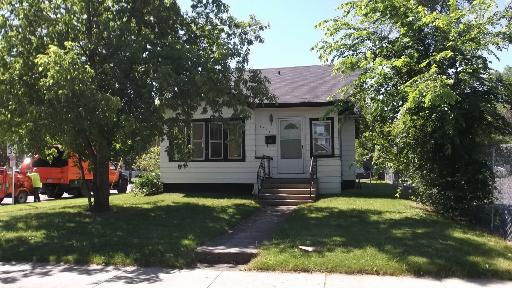 1401 W Ridgeland Ave., Waukegan, IL 60085