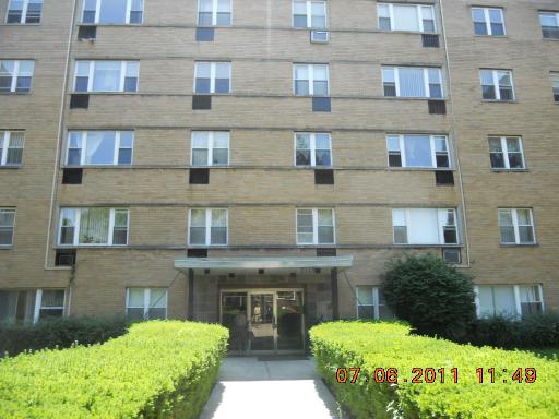 2115 W Farwell Ave. #405, Chicago, IL 60645