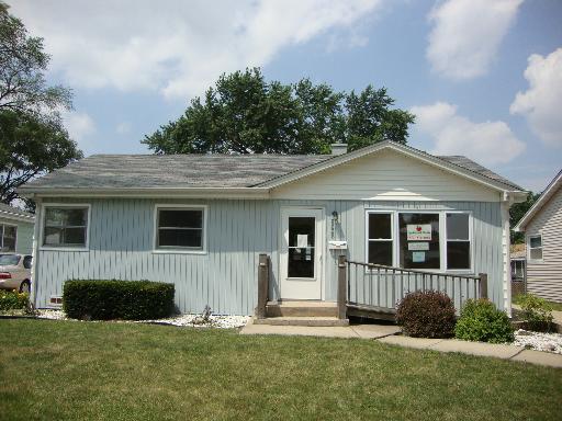 8828 S 51 Ave., Oak Lawn, IL 60453