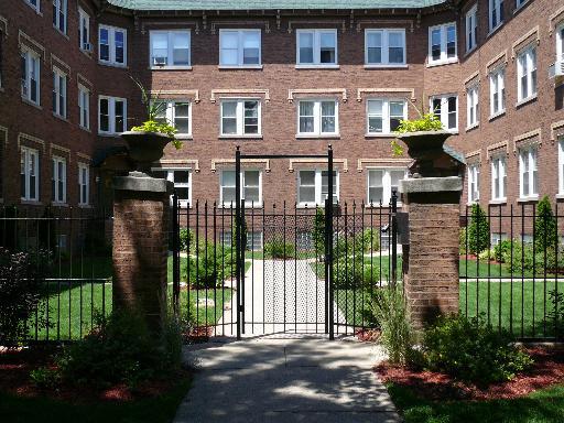 4820 W Hutchinson St. #8A, Chicago, IL 60641