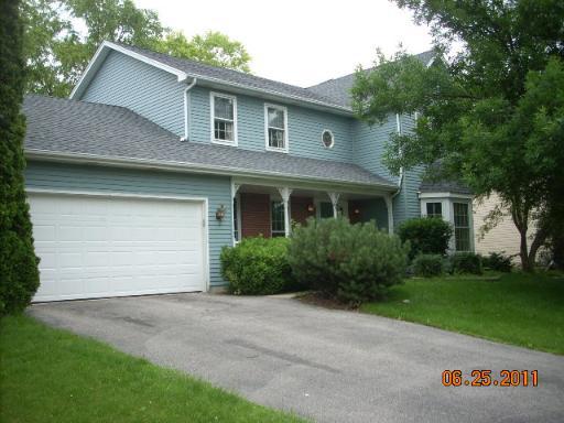 832 S River Rd., Naperville, IL 60540