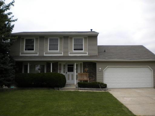 930 Borden Dr., Roselle, IL 60172