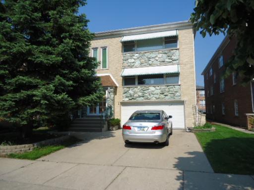 8345 Trumbull Ave., Skokie, IL 60076
