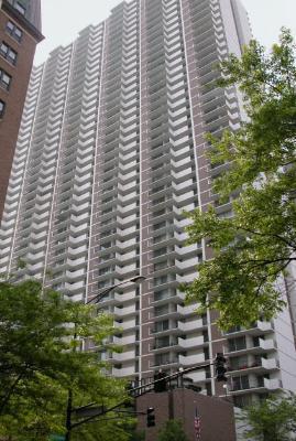 6033 N Sheridan Rd. #20J, Chicago, IL 60660