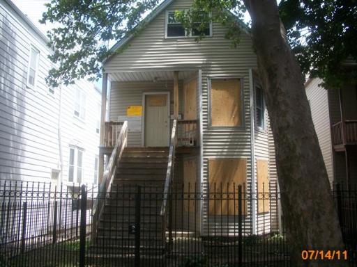 2955 N Avers Ave., Chicago, IL 60618