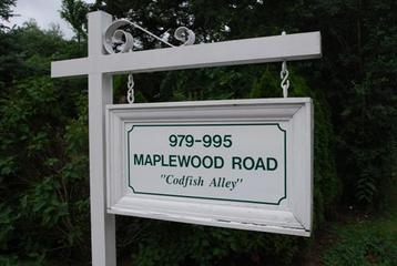 993 Maplewood Rd., Lake Forest, IL 60045