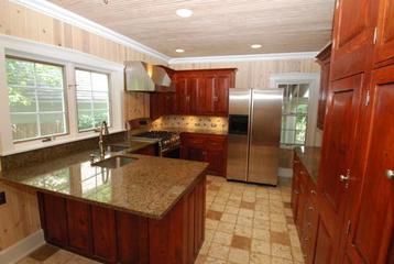 993 Maplewood Rd., Lake Forest, IL 60045