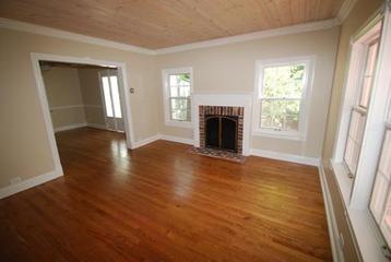 993 Maplewood Rd., Lake Forest, IL 60045