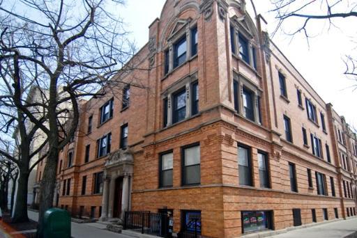527 W Surf St. #2, Chicago, IL 60657