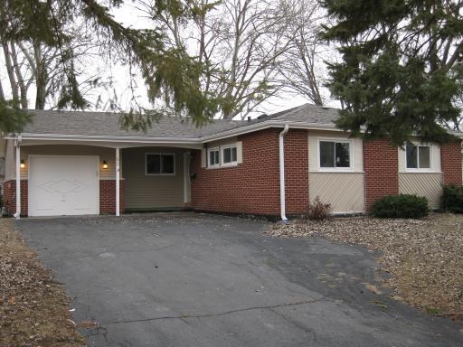 565 Milan Ln., Hoffman Estates, IL 60169