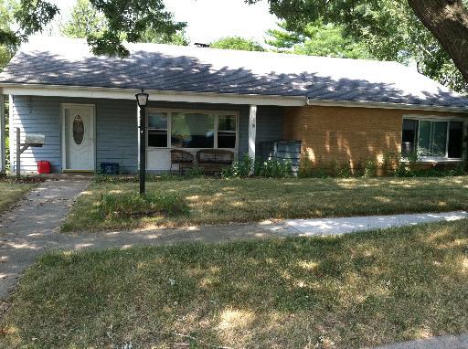 303 E First St., East Dundee, IL 60118