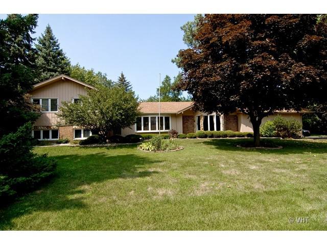 8044 William Dr., Burr Ridge, IL 60527