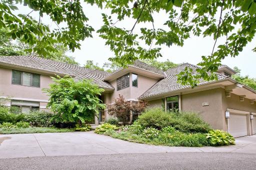 1017 Sheridan Rd., Glencoe, IL 60022