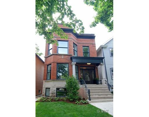 2520 N Fairfield Ave., Chicago, IL 60647